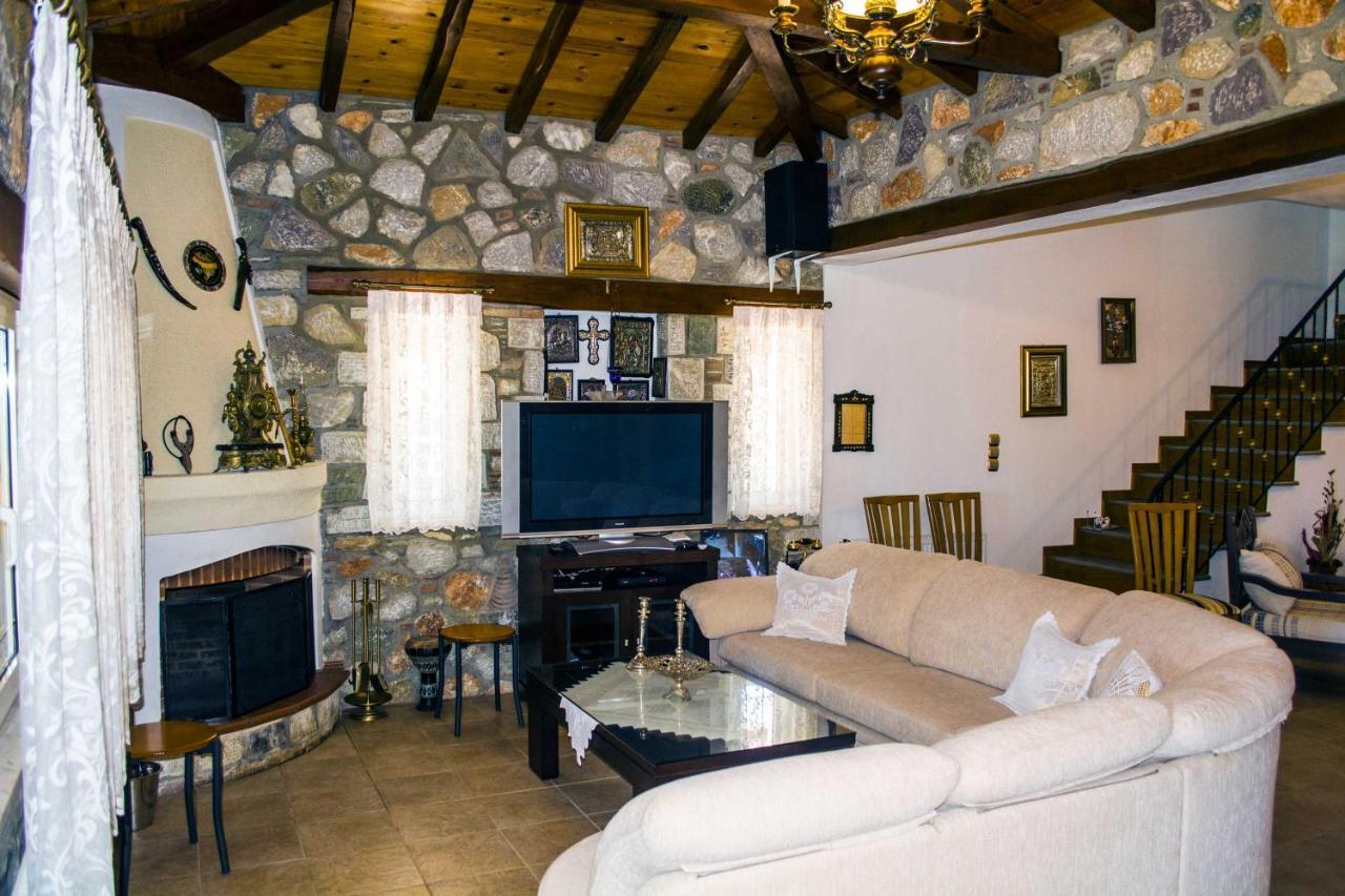 Villa Gem Moni Evaggelistrias 외부 사진